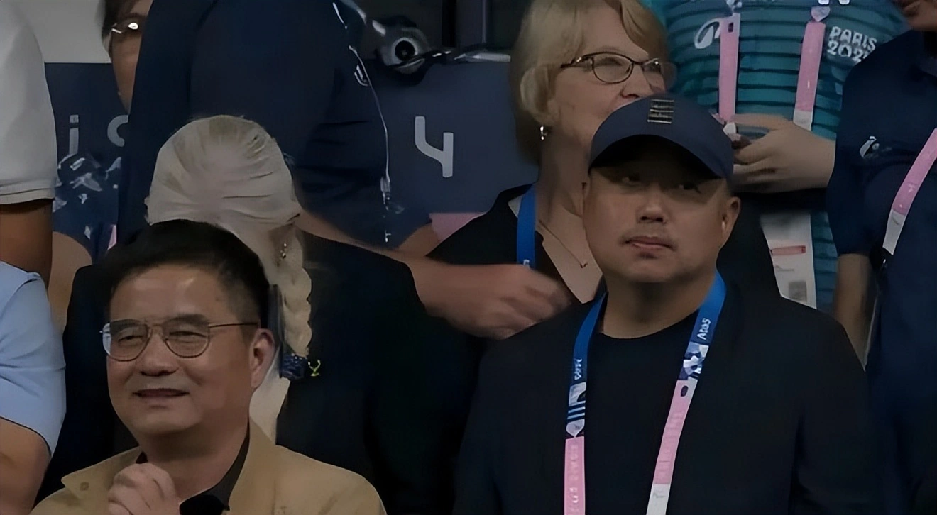 看到陈梦拿 看到陈梦拿