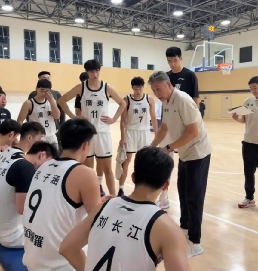 div, 徐昕, 分完胜学生 div, 徐昕, 分完胜学生